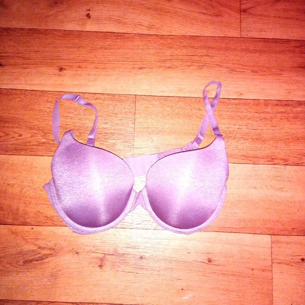 Victoria Secret Lavender Perfect Coverage Paded Bra Size 34D